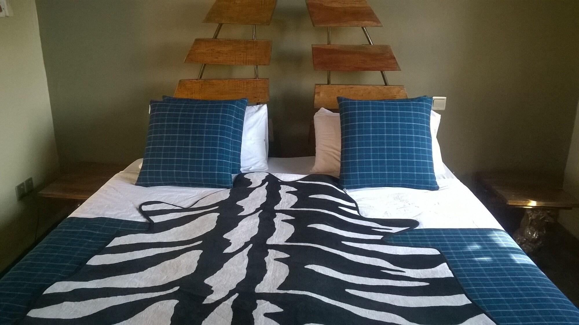Weru Weru River Lodge Экстерьер фото