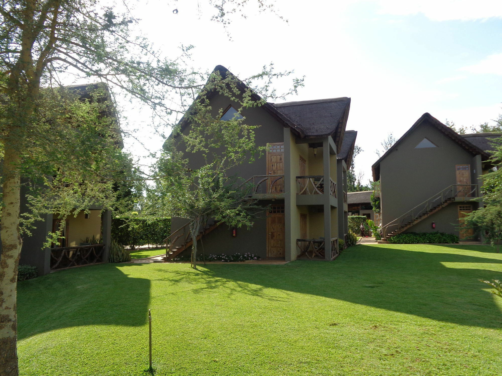 Weru Weru River Lodge Экстерьер фото