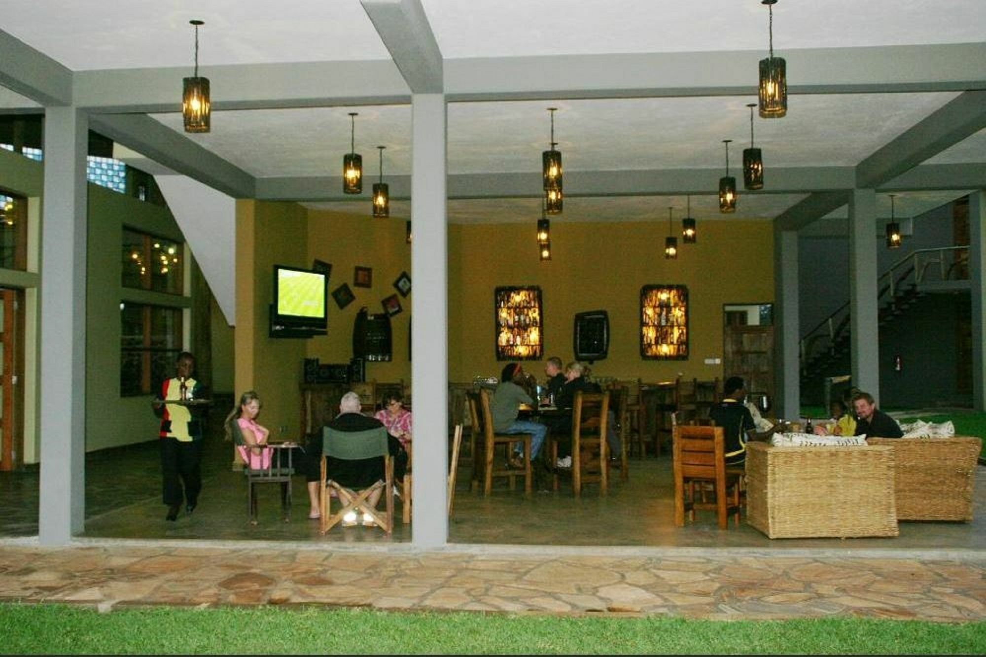 Weru Weru River Lodge Экстерьер фото