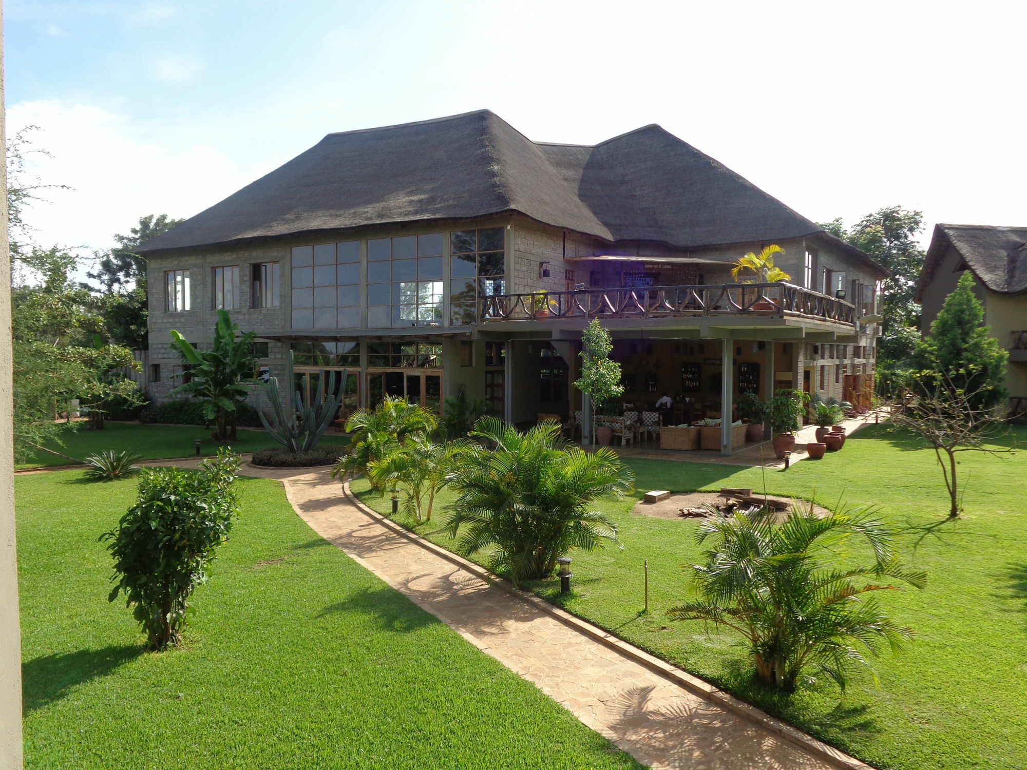 Weru Weru River Lodge Экстерьер фото