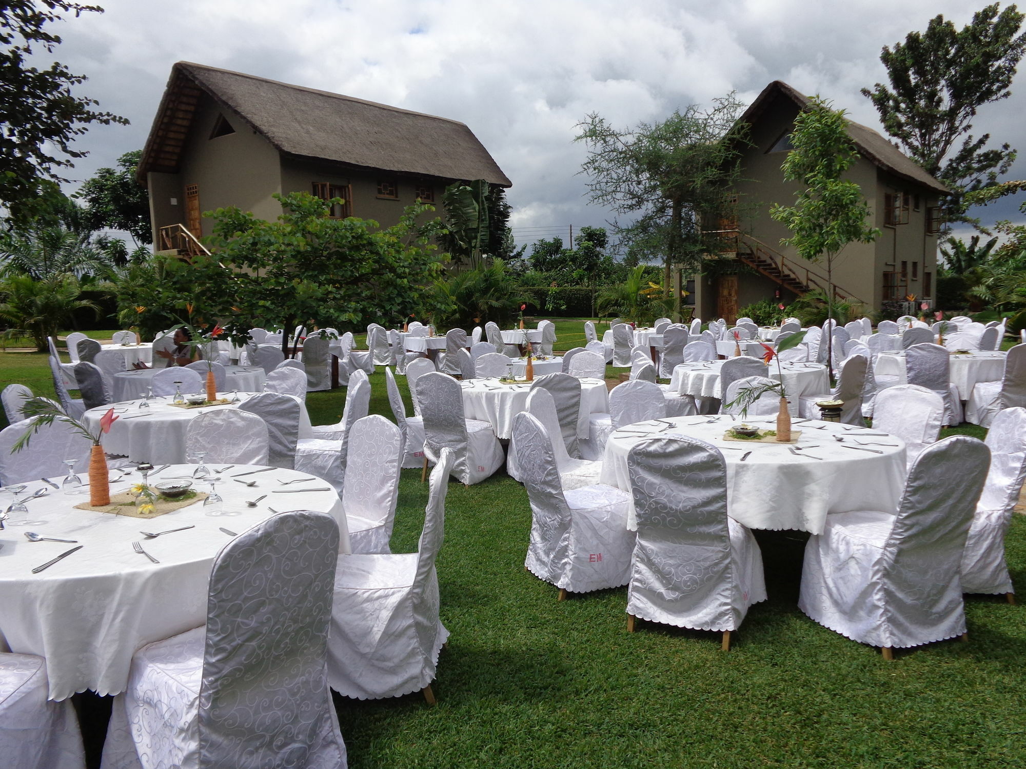 Weru Weru River Lodge Экстерьер фото